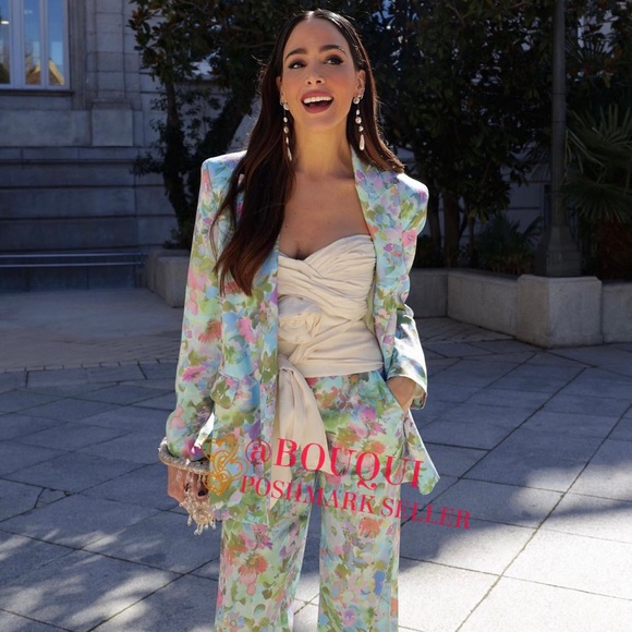 BLOGGERS FAV ZARA FLORAL PRINTED BLAZER - Picture 13 of 16